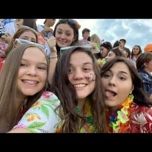 Meet your Posher, Emily